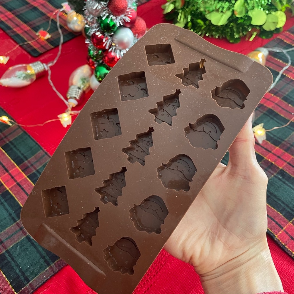Christmas Silicone Mold 🎄 - Picture 4 of 4